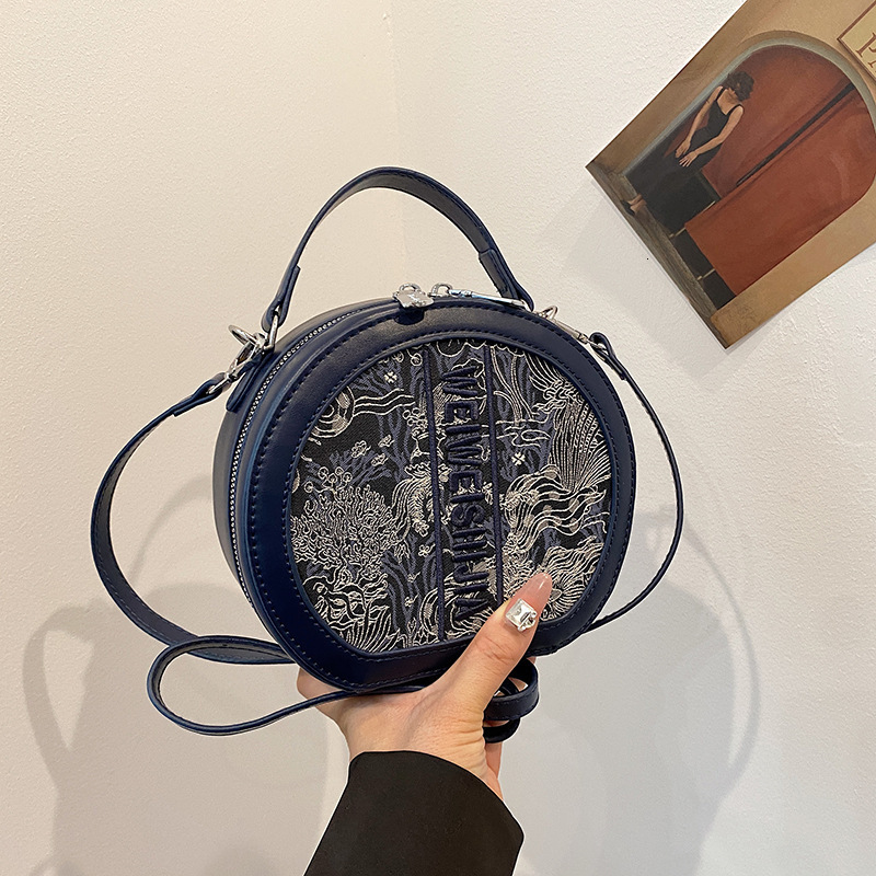 Advanced For Women, Autumn And Winter New Handbag, Small Round Bag, Fashionable Commuting Texture, Versatile Crossbody Bag Designer Bags Handbags Wome