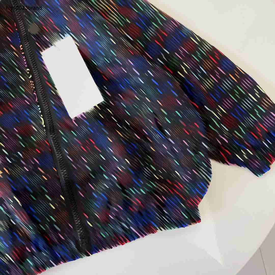 New kids jackets Colorful plaid design baby Outerwear Size 100-150 boys girls Hooded coat child Sunscreen clothing Jan20