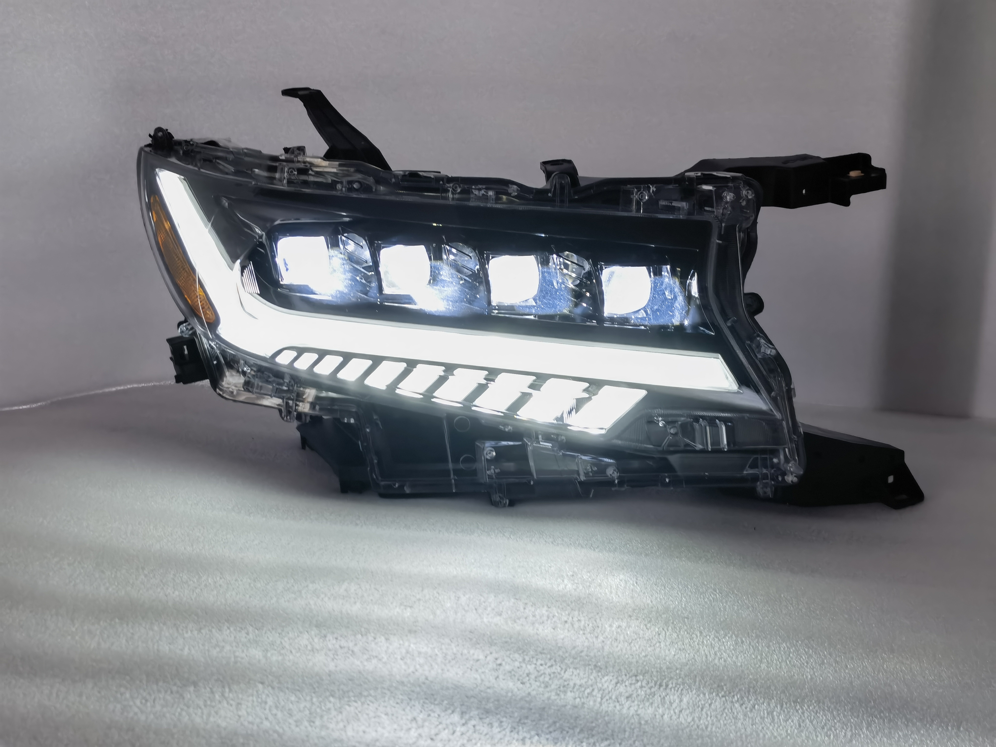 LED Head Light for Toyota Prado LC200 Daytime Running Headlight 2018-2022 DRL Turn Signal High Beam Projector Lens