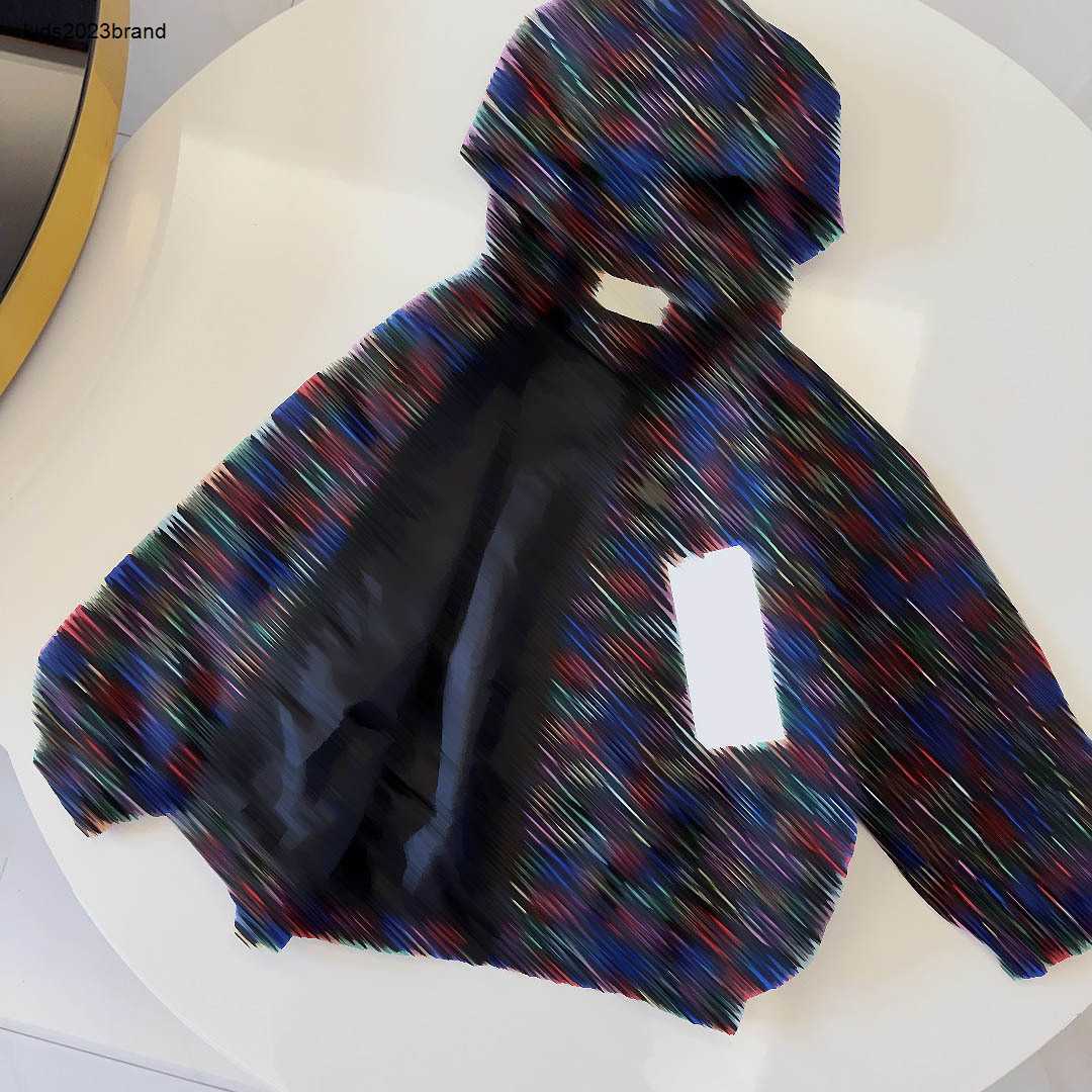 New kids jackets Colorful plaid design baby Outerwear Size 100-150 boys girls Hooded coat child Sunscreen clothing Jan20