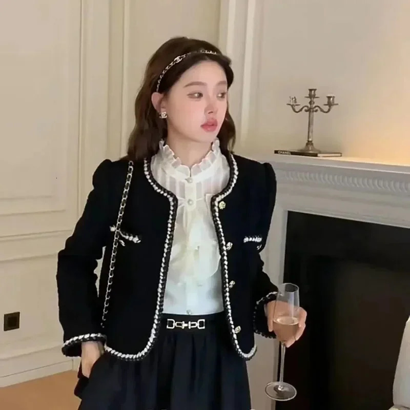 Vintage Jackets Women Korean Elegant Single Breasted Cropped Coat Tweed Long Sleeve Casual Short Harajuku Outwear D94 240201