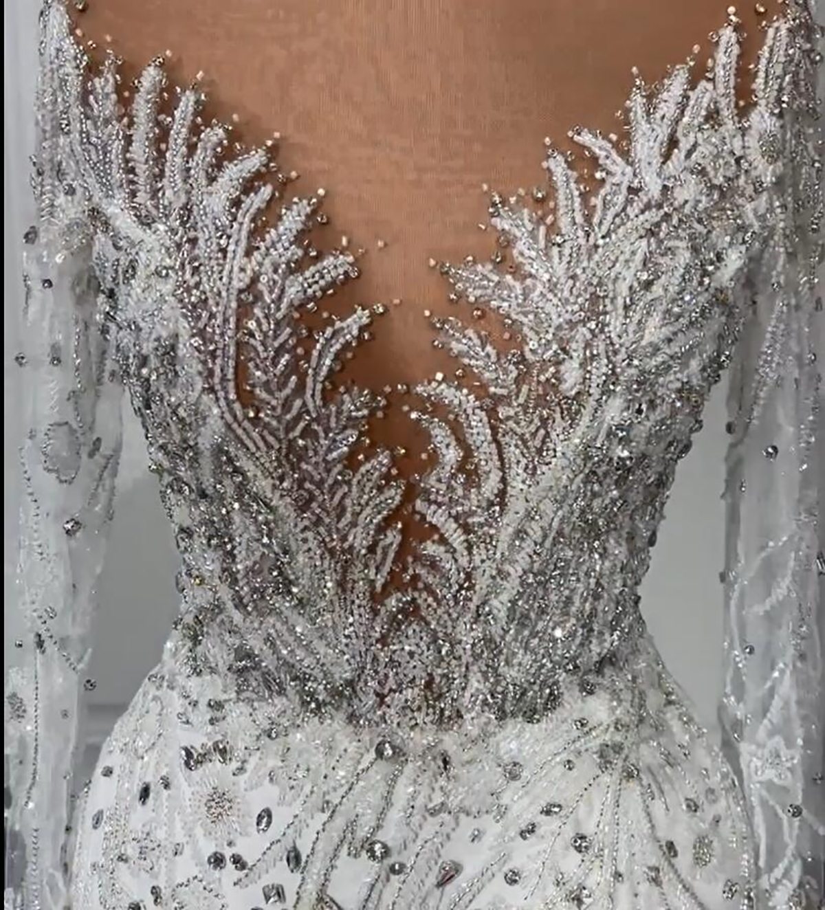 Gorgeous Crystal Mermaid Bridal Gowns V Neck Sequins Wedding Dress Custom Made with Detachable Train Bride Dresses Vestido de novia