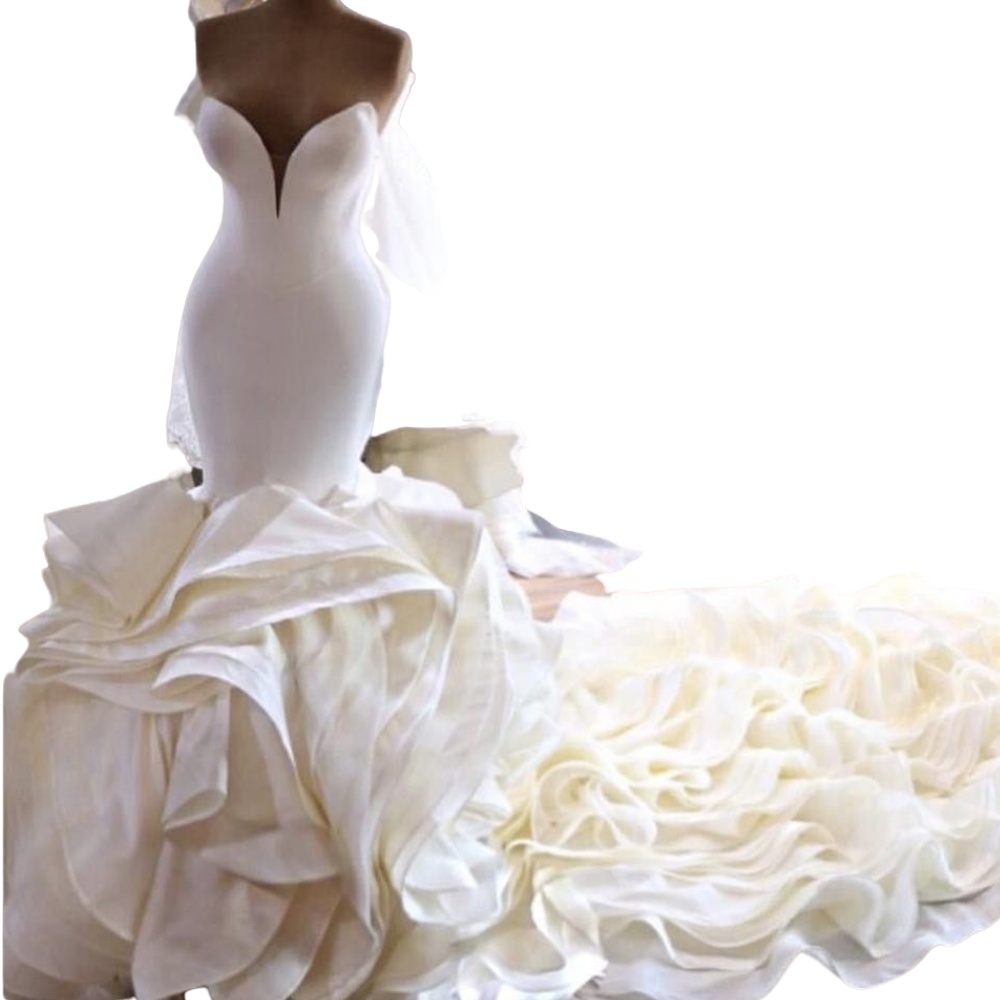 2024 Sexy Urious Mermaid Wedding Dresses Sweetheart Sleeveless Backless Satin Tiered Ruffle Cathedral Train Formal Bridal Gowns 403 6660311