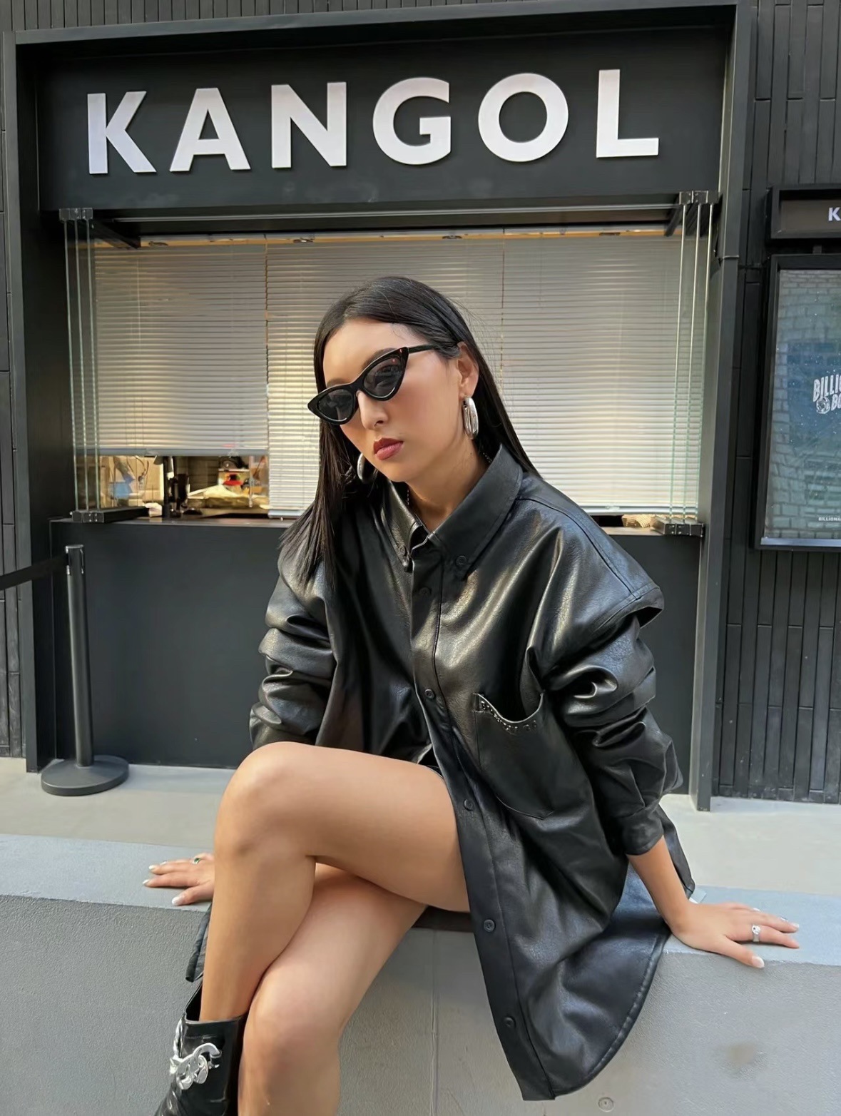 Fashion Brand Bale Letter Embroidered Leather Jacket Vintage Leather Coat Fit Loose Fit Coat Destruction for Men