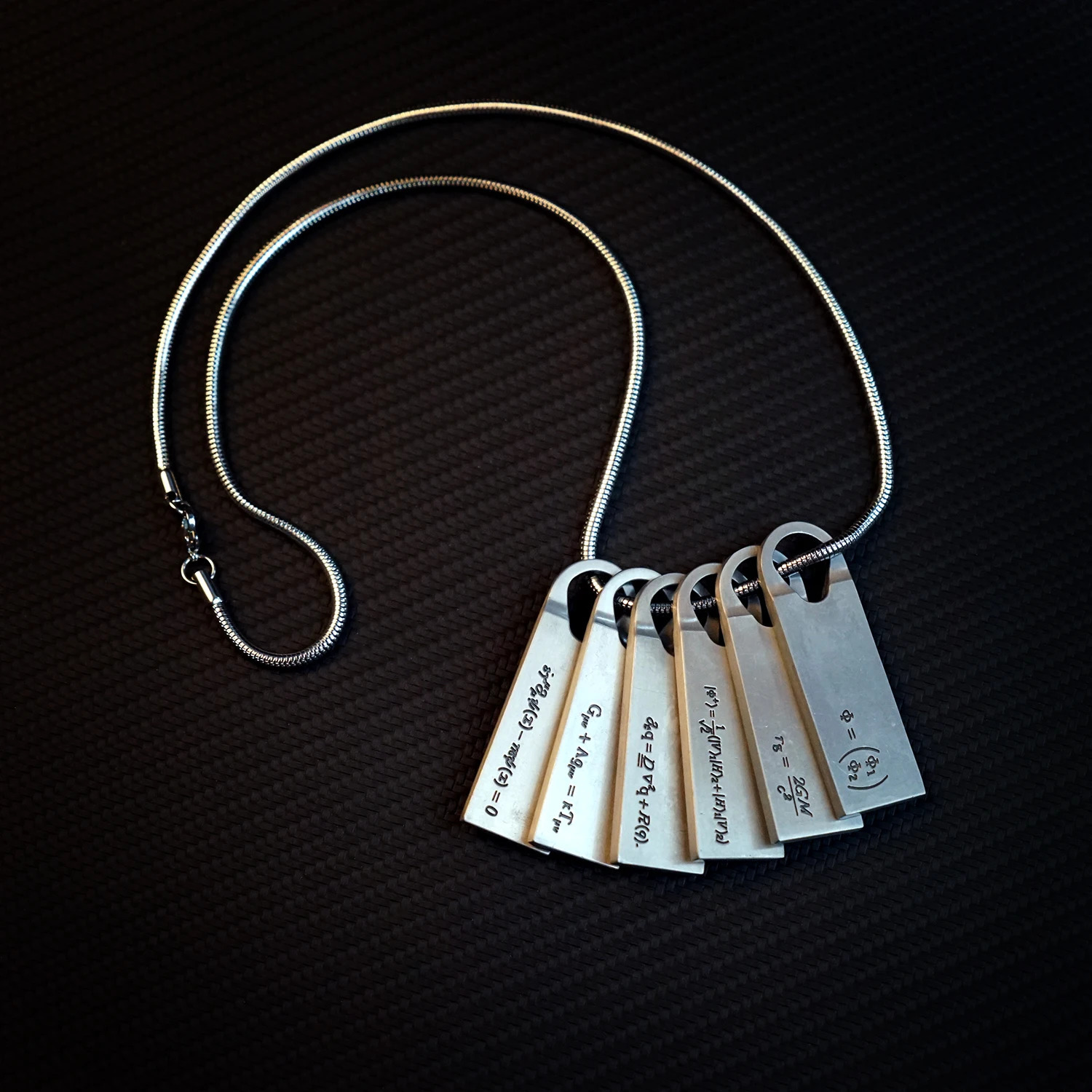 Game Death Stranding Qpid Necklace Sam Norman Reedus Fomulas Jelwelry Metal Necklaces Pendant Chains Choker Collares Charm Gift 240127