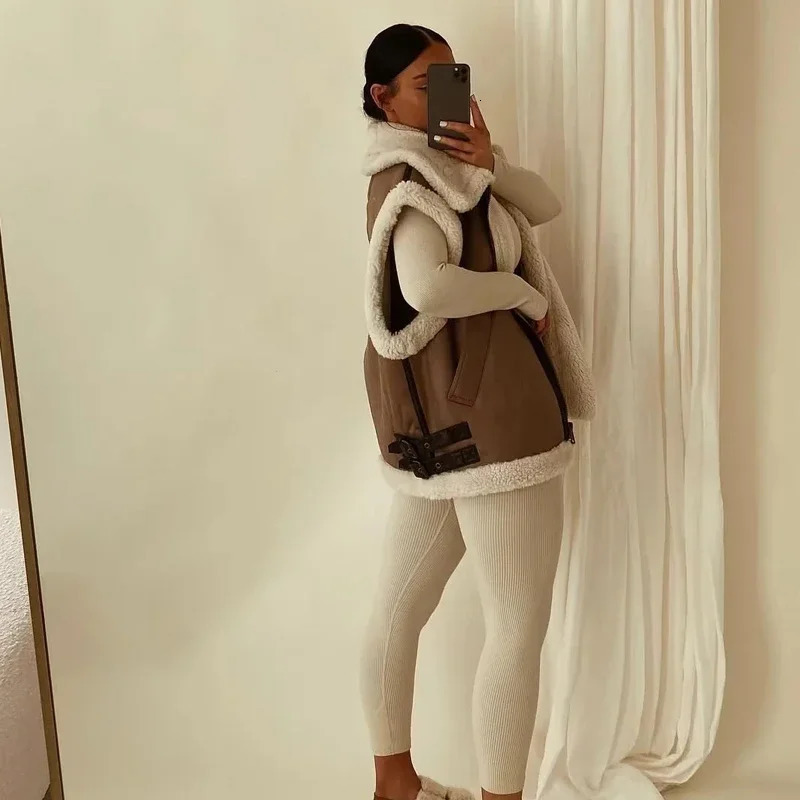 TRAF Fur Vest Warm Women's Vest Sleeveless Jacket Autumn Winter Fashion Female Vest Jacket Coat Leather Fur Vest for Women 240124