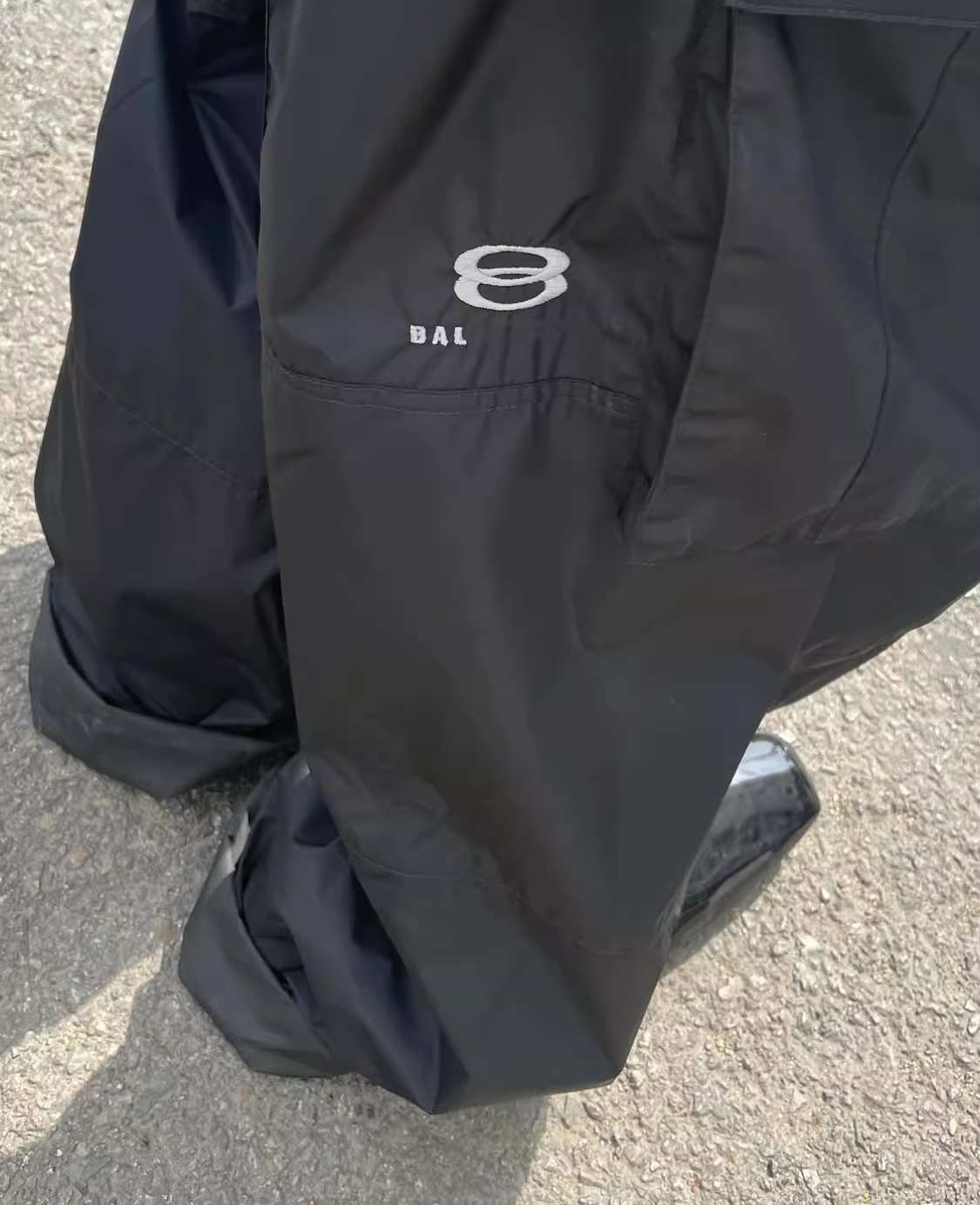 Bale Oversized Straight Leg Pants Men Oversized Causal Pants Letter Embroidered Pants Loose Pants