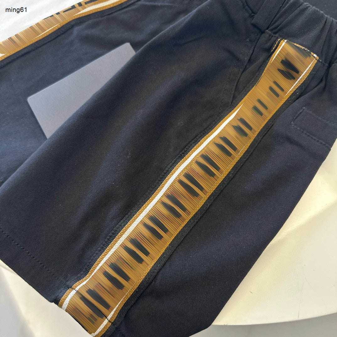 Brand kids T-shirts summer boys girls tracksuits Size 100-150 baby short sleeves and Grid letter printed shorts Jan20