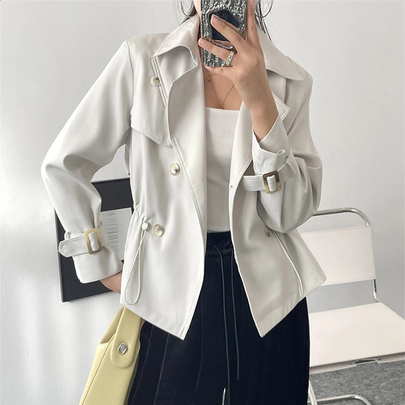 Spring Autumn Simple Short Trench Coat for Women High-end Korean Style Double Breasted Lace-up Windbreaker Jackets 240202