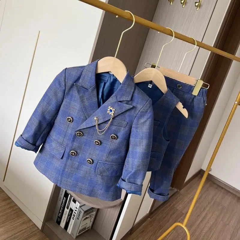 Children's Wedding Host Performance Party Dress Suit Set Autumn Winter Boys Plaid Blazer Vest Pants Clothes Kids Formal Costume 240119