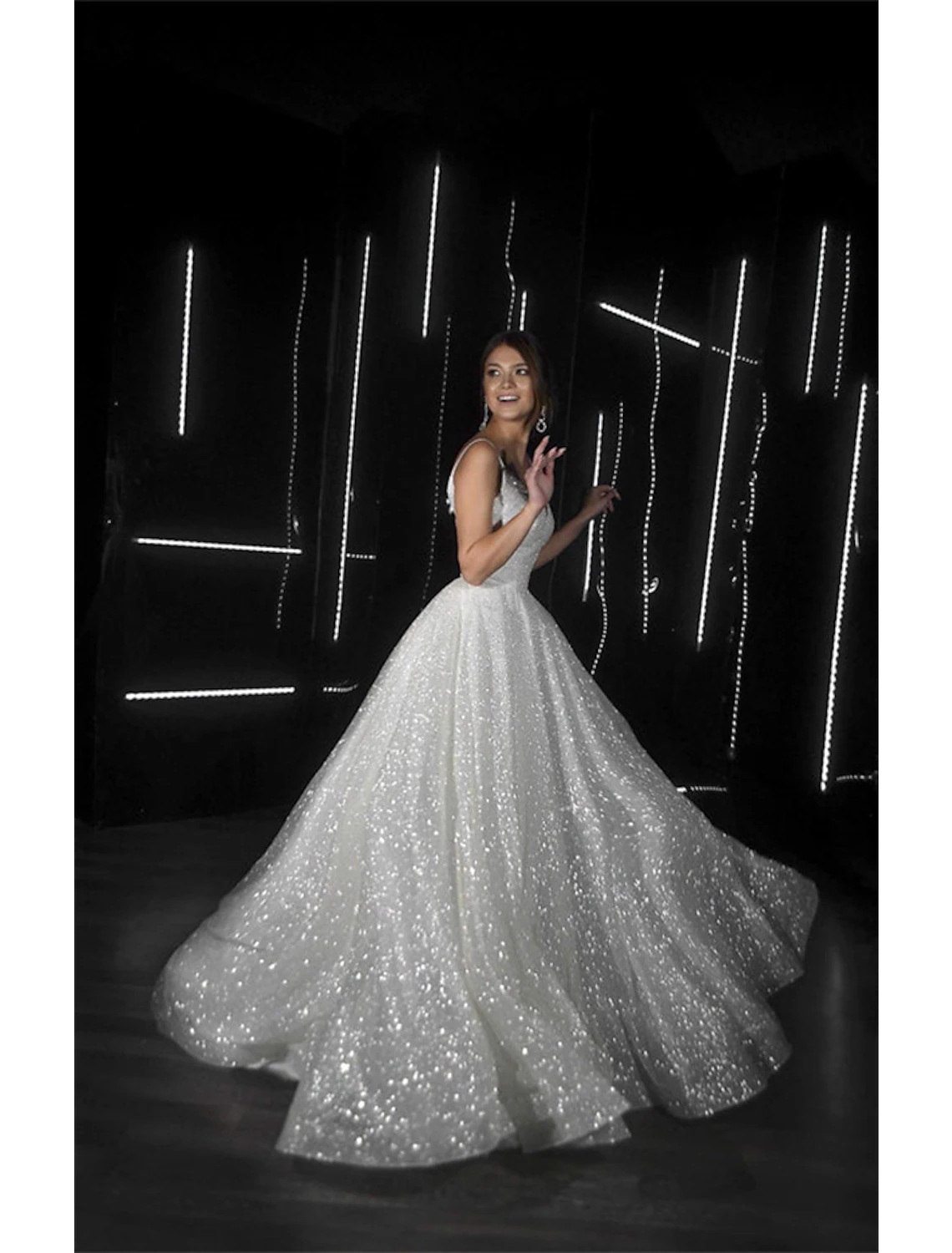 Glitter White Wedding Dress V Neck Bridal Gowns Robe De Mariee Bridal Gowns Plus Size Custom Made