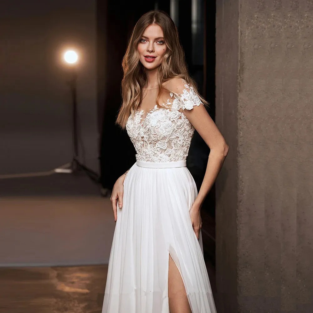 Chiffon Wedding Dress Floral Lace Appliques Bridal Gowns Wedding Gowns Custom Made Plus Size