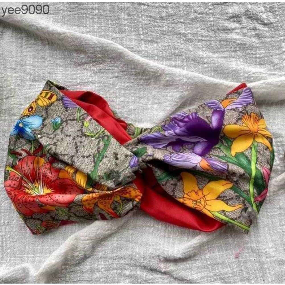 gg designer silk elastic headbands for women 2023 new arrival luxury s girls floral flowers butterfly hair bands scarf accessories gifts hot head guccis gucciis R1PC