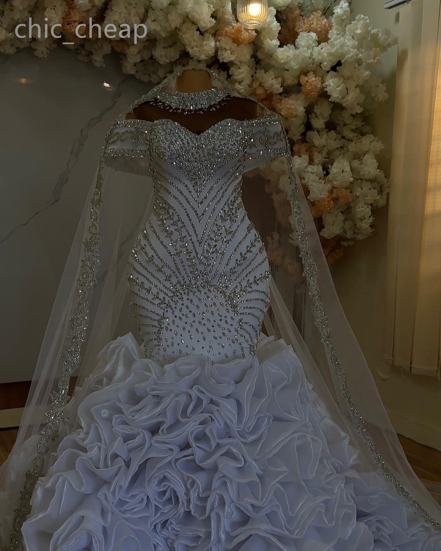 2024 Arabic Aso Ebi Plus Size White Mermaid Luxurious Wedding Dress Beaded Crystals Sheer Neck Bridal Gowns Dress ZJ202