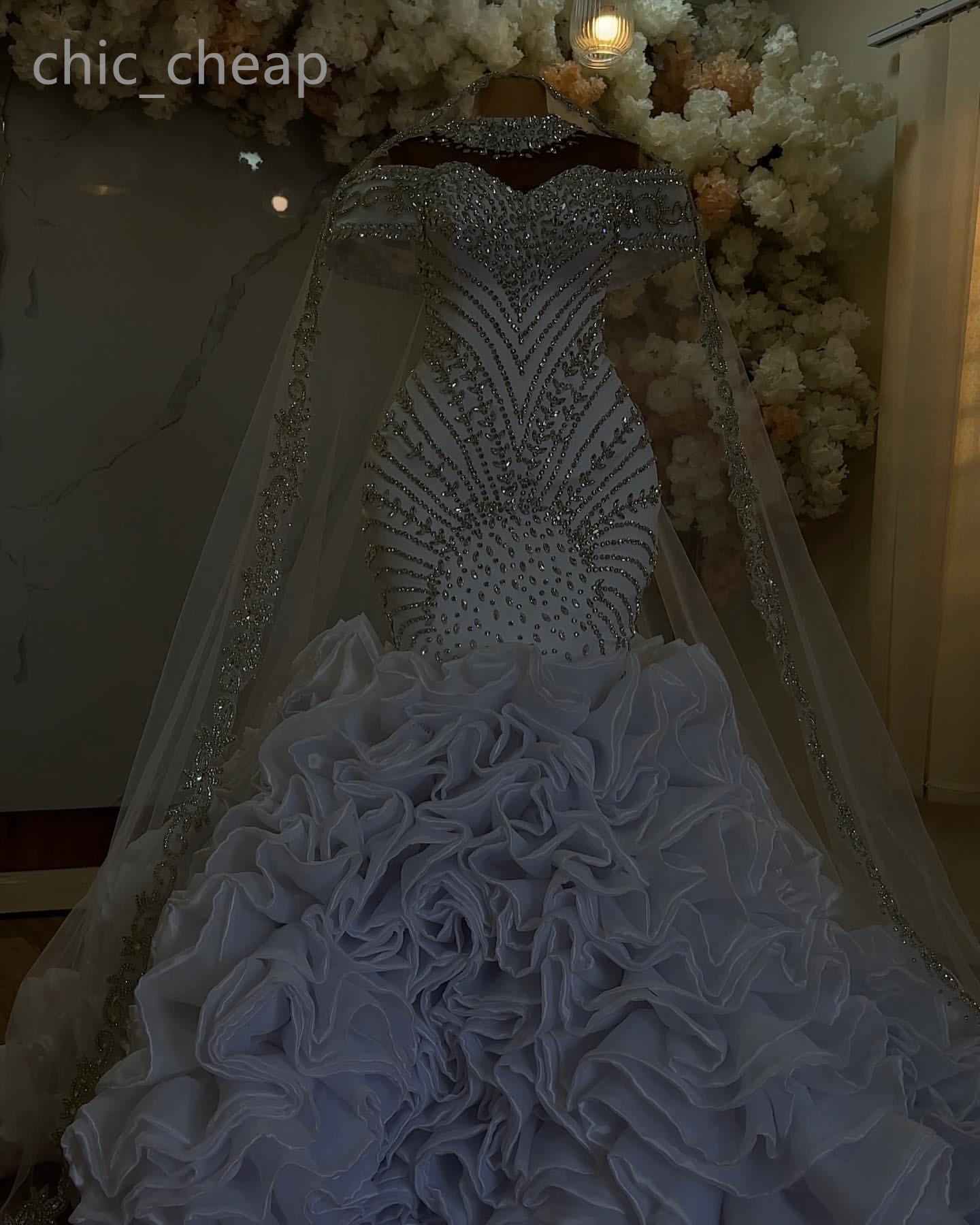 2024 Arabic Aso Ebi Plus Size White Mermaid Luxurious Wedding Dress Beaded Crystals Sheer Neck Bridal Gowns Dress ZJ202