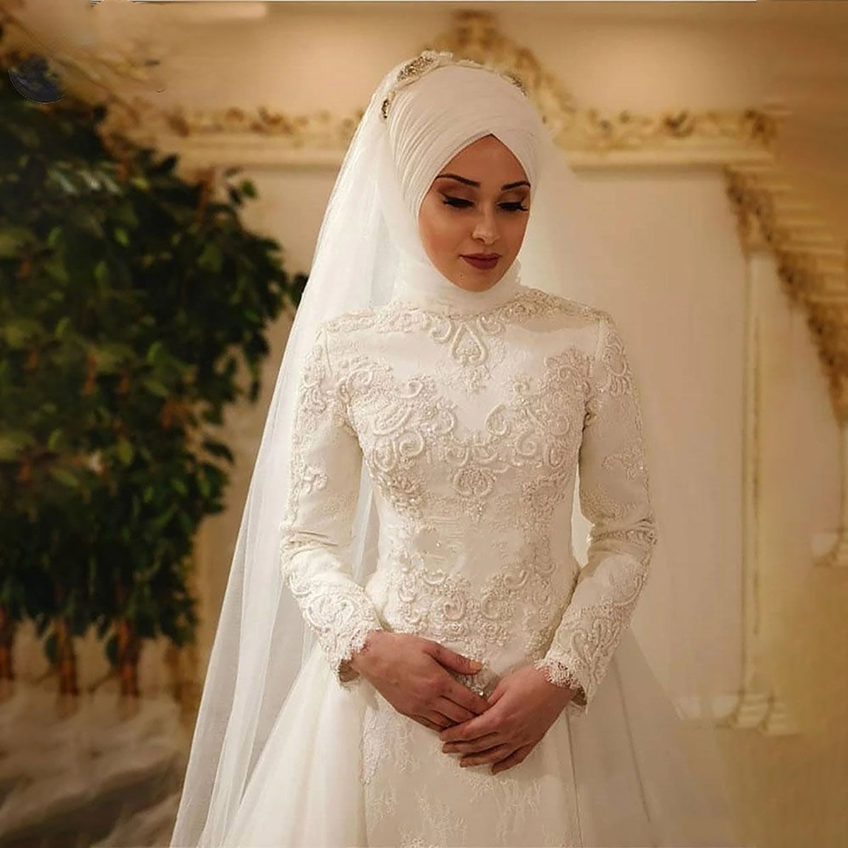 Classic A e Women Wedding High Collar Long Sleeves Muslim Bridal Gowns Lace Appliques Sweep Train Dress Custom Made vestidos de novia
