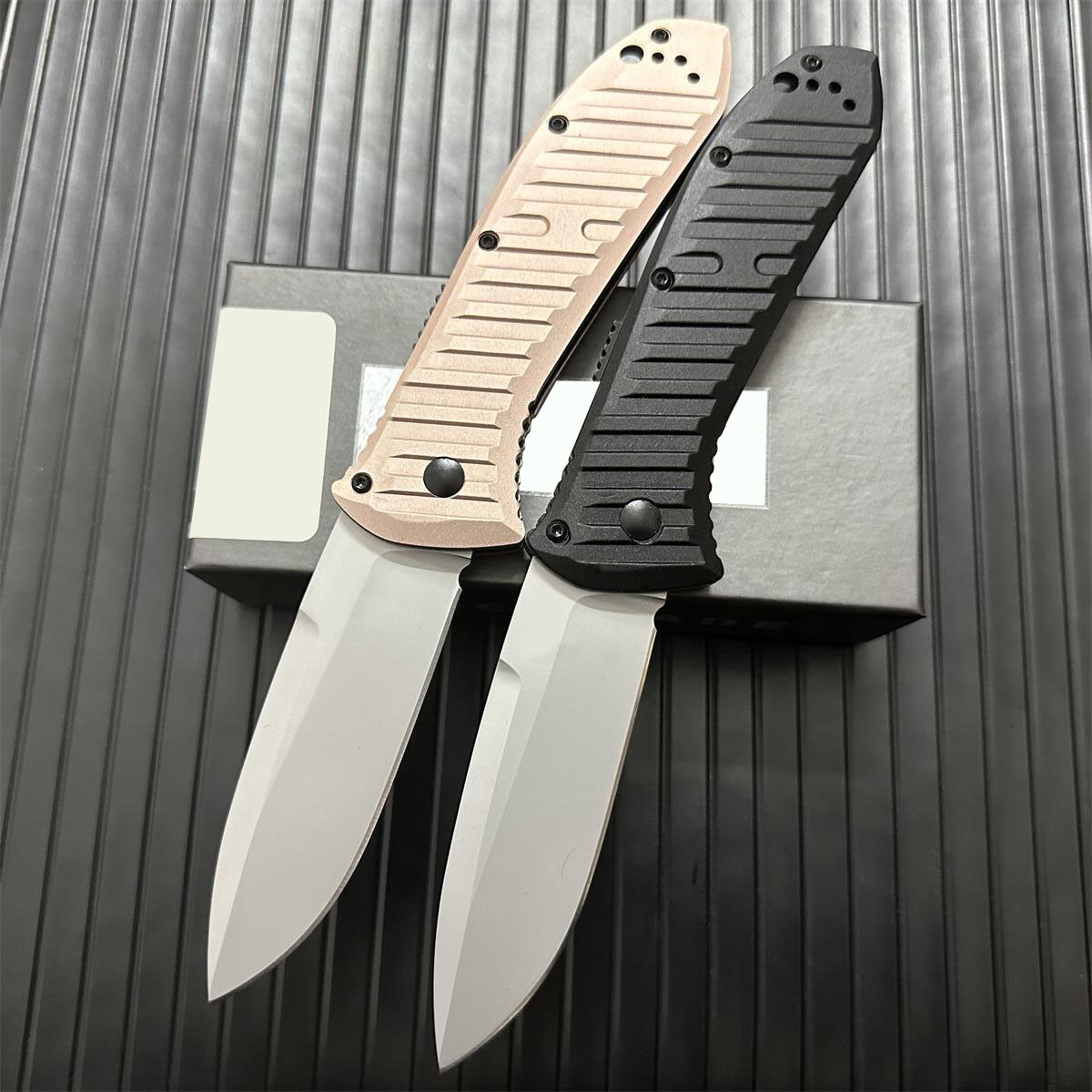 2Models 5700 Presidio Folding Knife 3.72" Satin S30V Blade Milled Black Aluminum Handles Outdoor Camp Hunt Survival Pocket Knives 5700SBK 5700SGY EDC tools