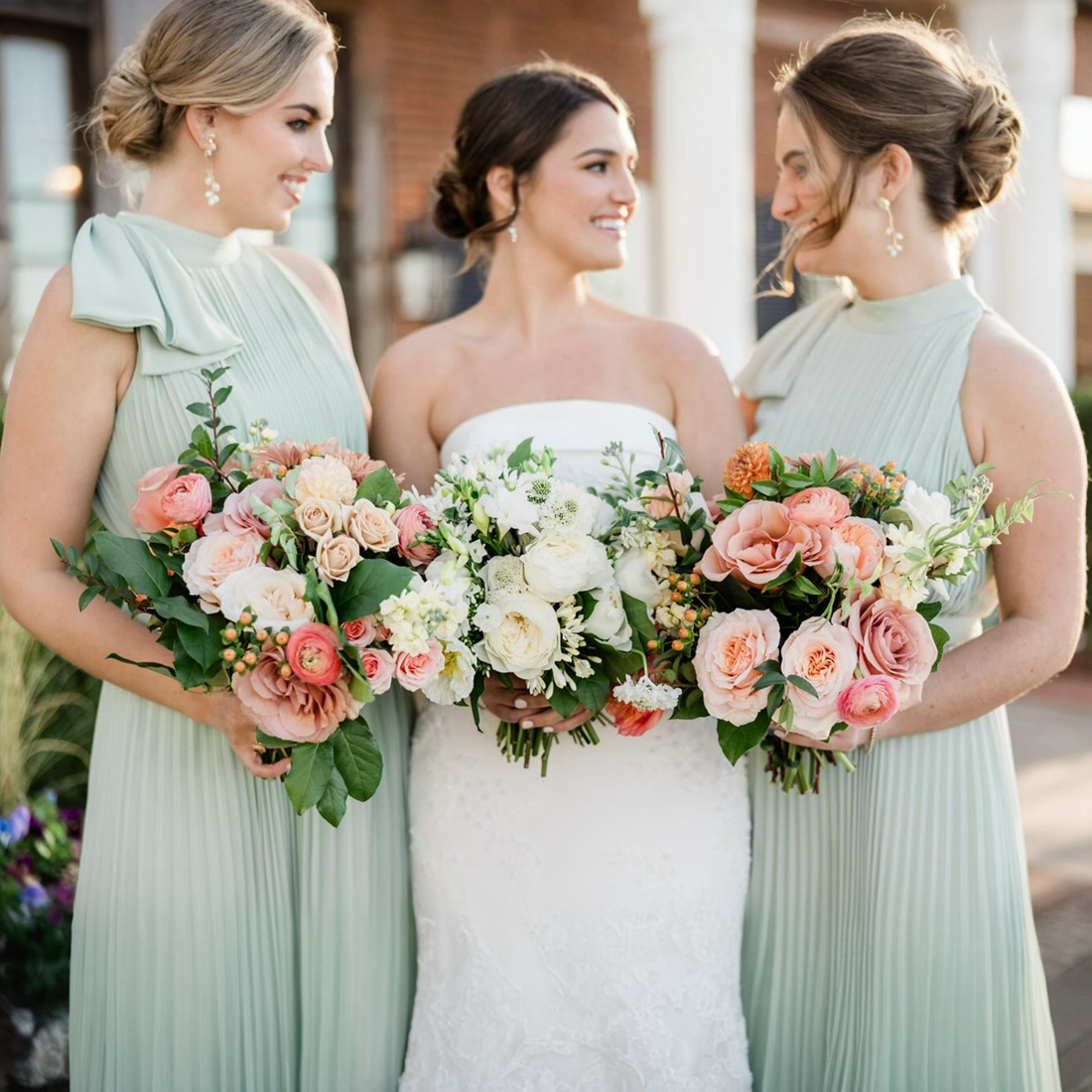 Light Green Junior Dresses Halter Chiffon Long Bridesmaid Dress Bow Pleated Sash Decorated Gowns For Arabic Black Women Wedding Guest Outfit NR043