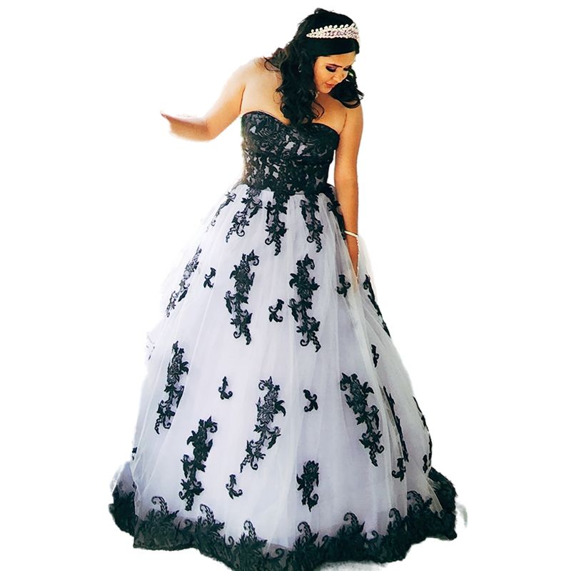 2024 Vintage A Line Wedding Dresses Gothic White And Black Tulle Sweetheart Sleeveless Lace Appliques Bridal Gowns Sweep Train 0513