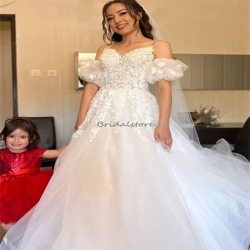 Beautiful Princess Lace Wedding Dresses 2024 Spaghetti Straps A Line Appliques Lace Country Fariy Bridal Dress Tulle Gatsby Hippies Garden Bride Dress