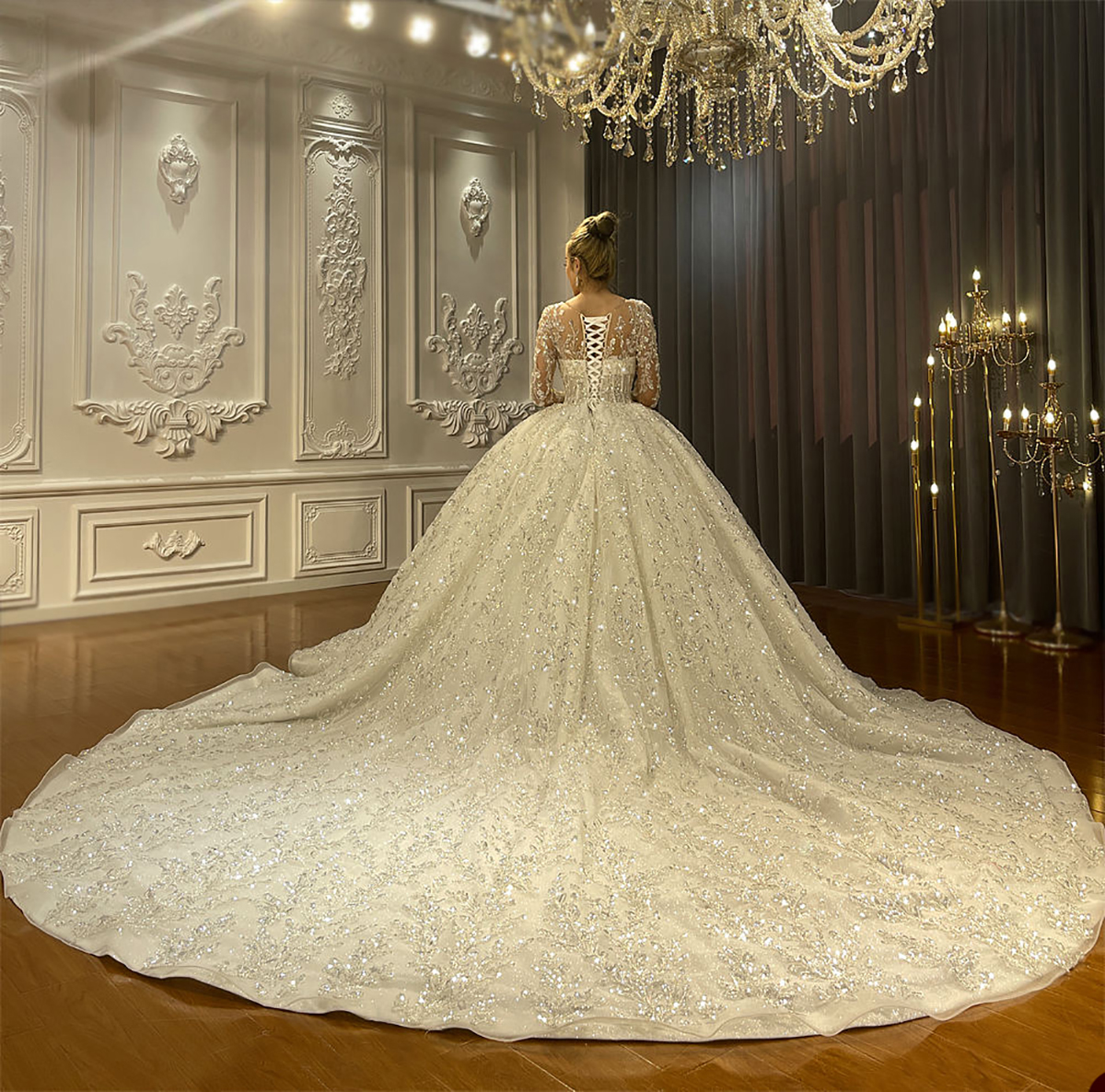Ball Gown Wedding Dresses Sheer Neck Long Sleeves Bridal Sequins Appliques Court Train Princess Marriage Gowns Custom Made