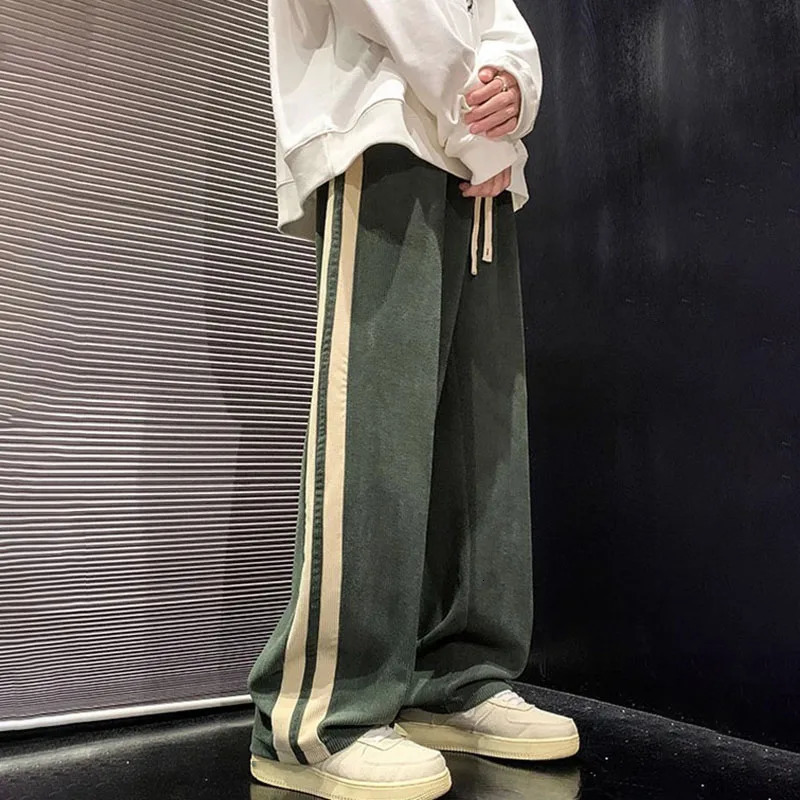 Side Striped Corduroy Baggy Pants Men Streetwear Korean Fashion Casual Hip Hop Vintage Cargo Pants Loose Trousers Joggers 240123