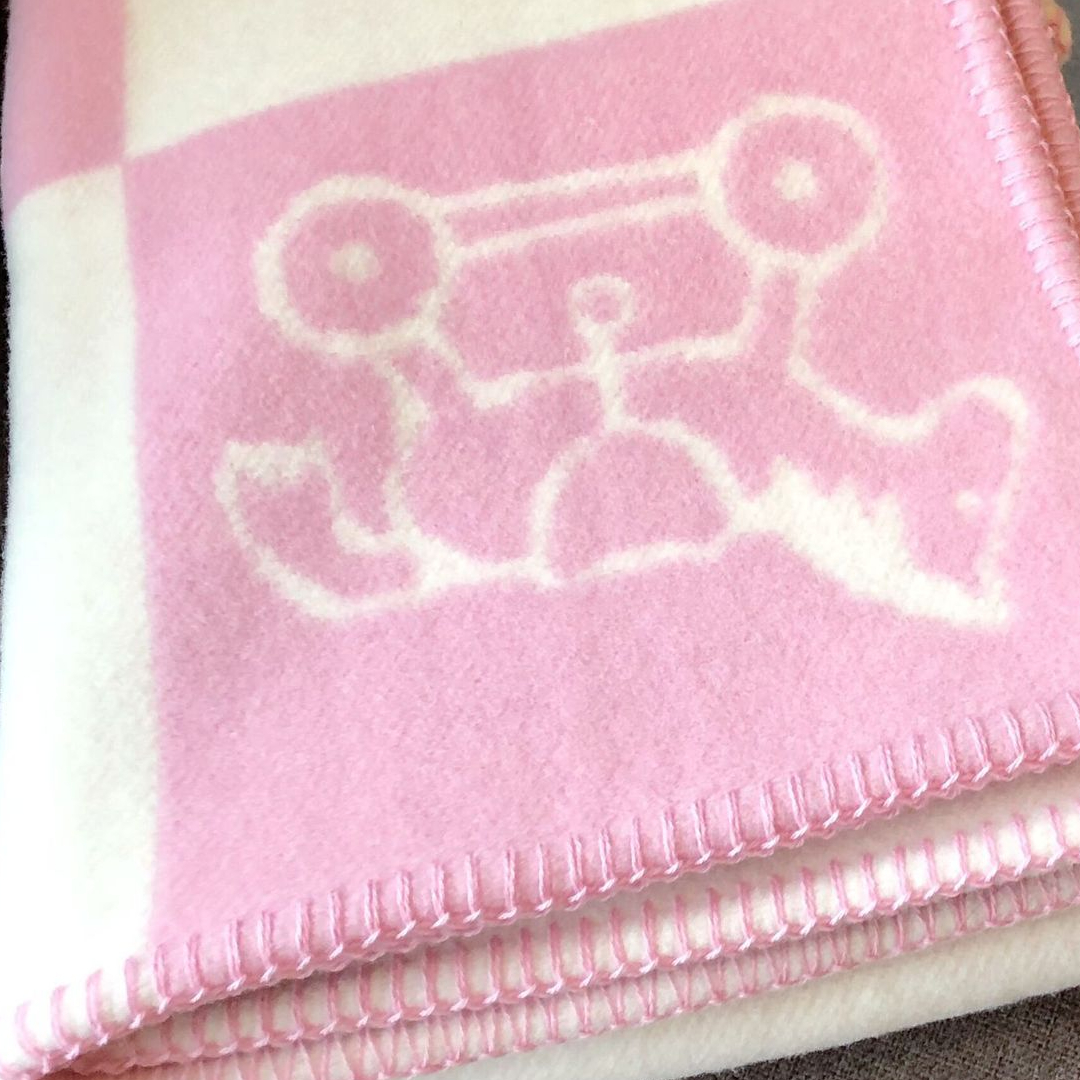 Lanjia Portable Warm New Baby Suitable For Years Old Cm Cashmere Soft Pony Pattern Wool Blanket Decorative Knitted Blankets A B