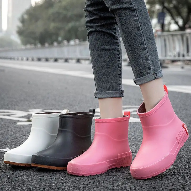 Women Rain Boots Slip-on High Quality Water Boots Waterproof Shoes Womens Rubber Rainboot Garden Galoshes Non-Slip Boots 240125