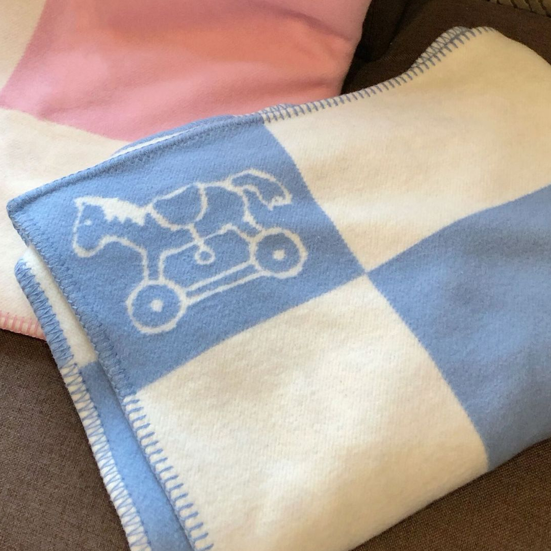Lanjia Portable Warm New Baby Suitable For Years Old Cm Cashmere Soft Pony Pattern Wool Blanket Decorative Knitted Blankets A B