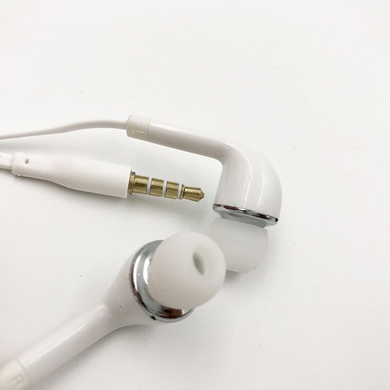 OEM High quality J5 Stereo Earphone 3.5mm In-Ear flat noodle Headphones Headset with Mic and Remote Control for J5 S3 S4 S5 S6