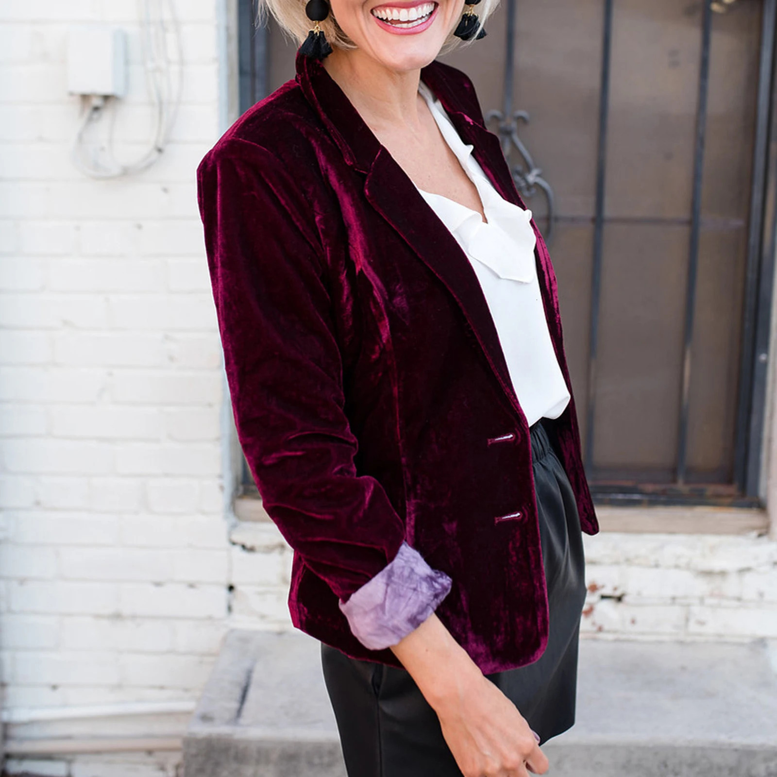 Sexy V Neck Golden Velvet Small Suit Jacket Autumn Women Slim Solid Color Long Sleeves Coat Elegant Office Lady Party Jacket 240127