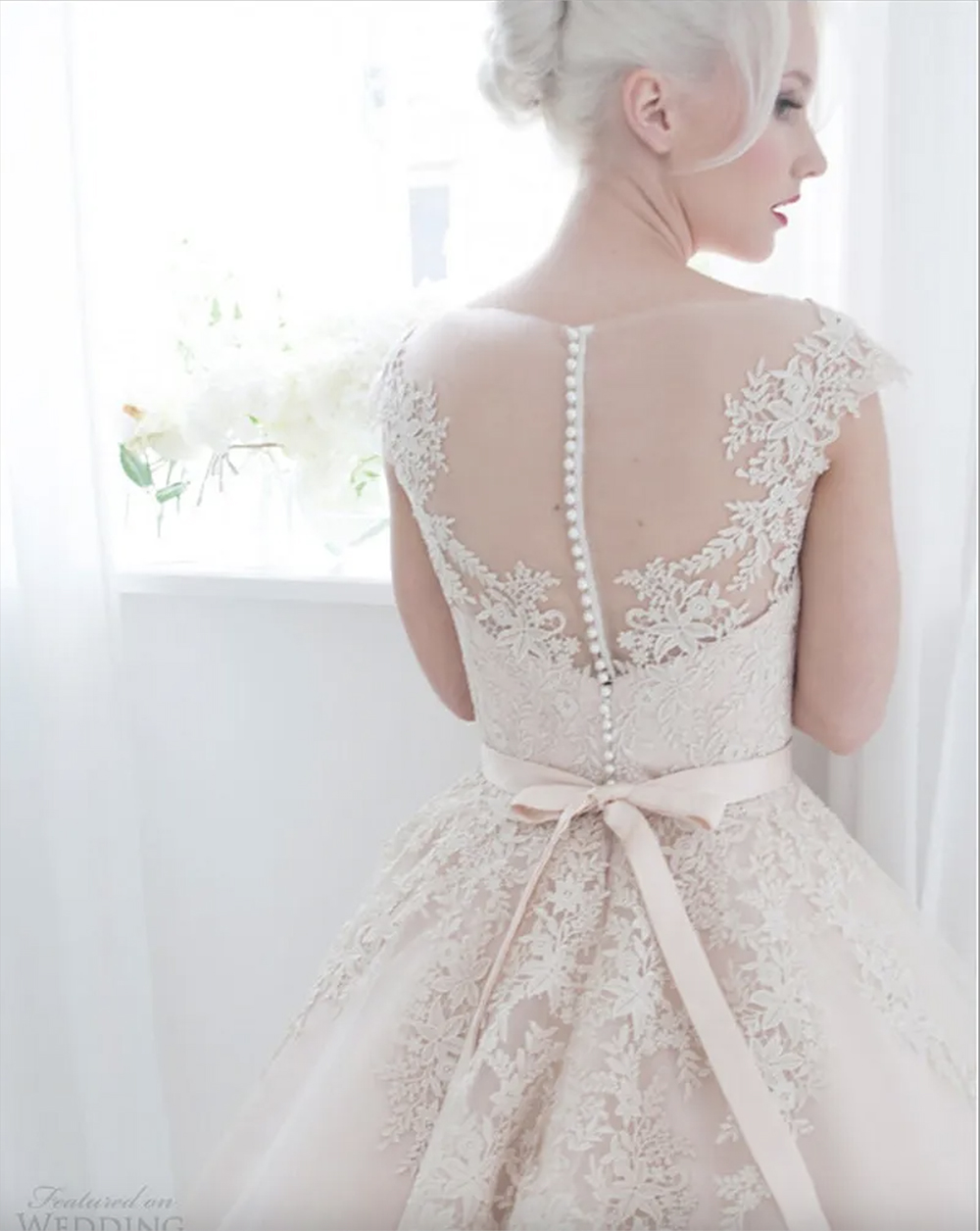 Vintage 1950's Wedding Dresses Cap Sleeves Tea Length Saudi Champagne Lace See-through Back Beach Bride Gowns 0509