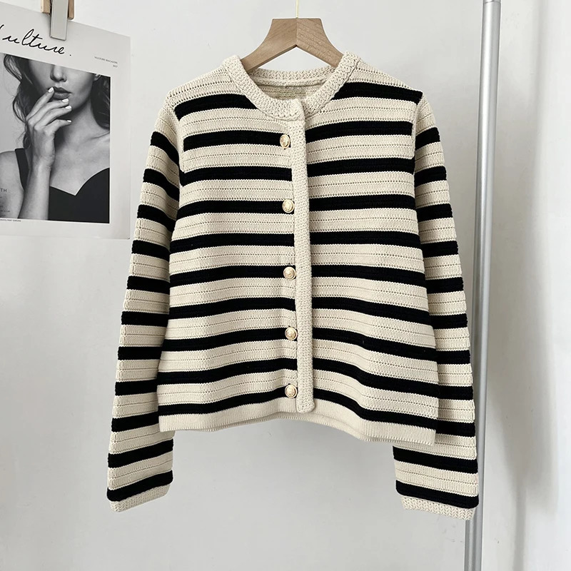Autumn Women Striped Knitted Sweater Singlebreasted Cardigans Commute Simple Casual Slim Short Coat Female Tops Chic 240130