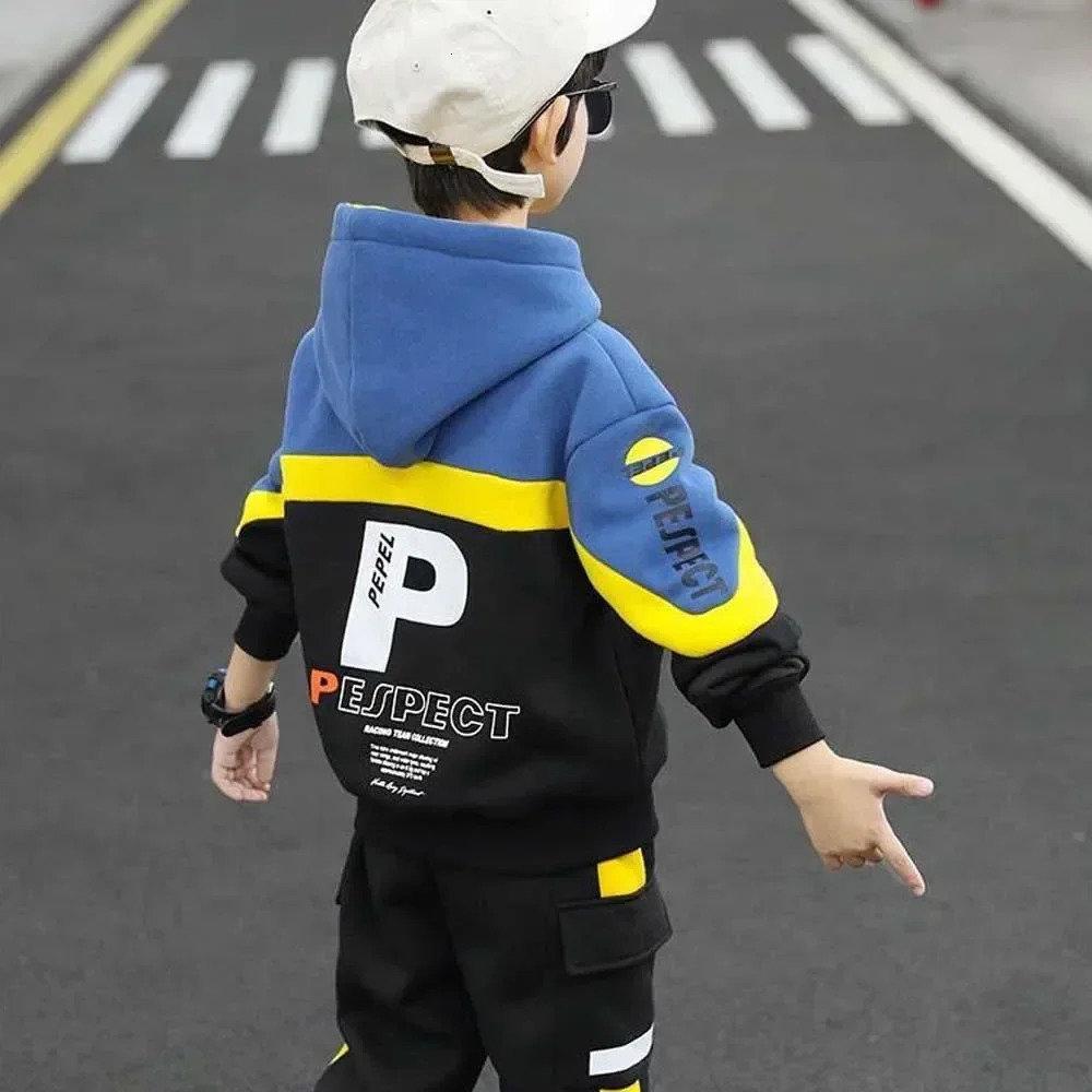 Boys Clothes Set Kid Letter Print HoodiesPants 2pcs Tracksuit Teenagers Thick Costume 4 To 14Yrs Big Children's Clothing Suits 240118