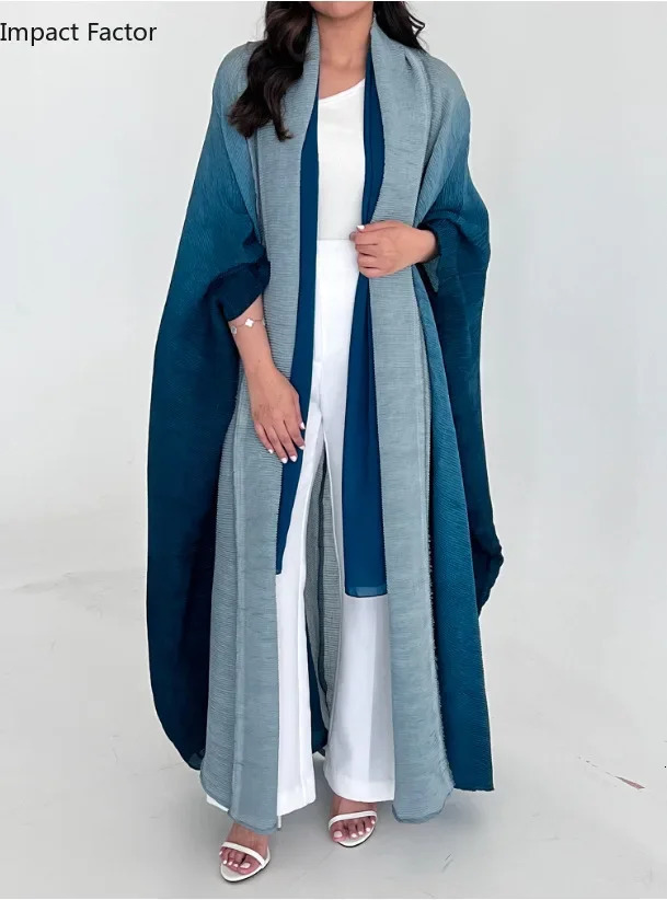 Miyake Pleated Gradient Batwing Sleeve Cardigan Scarf Loose Stylish and Elegant Long Womens Windbreaker Coat 240123