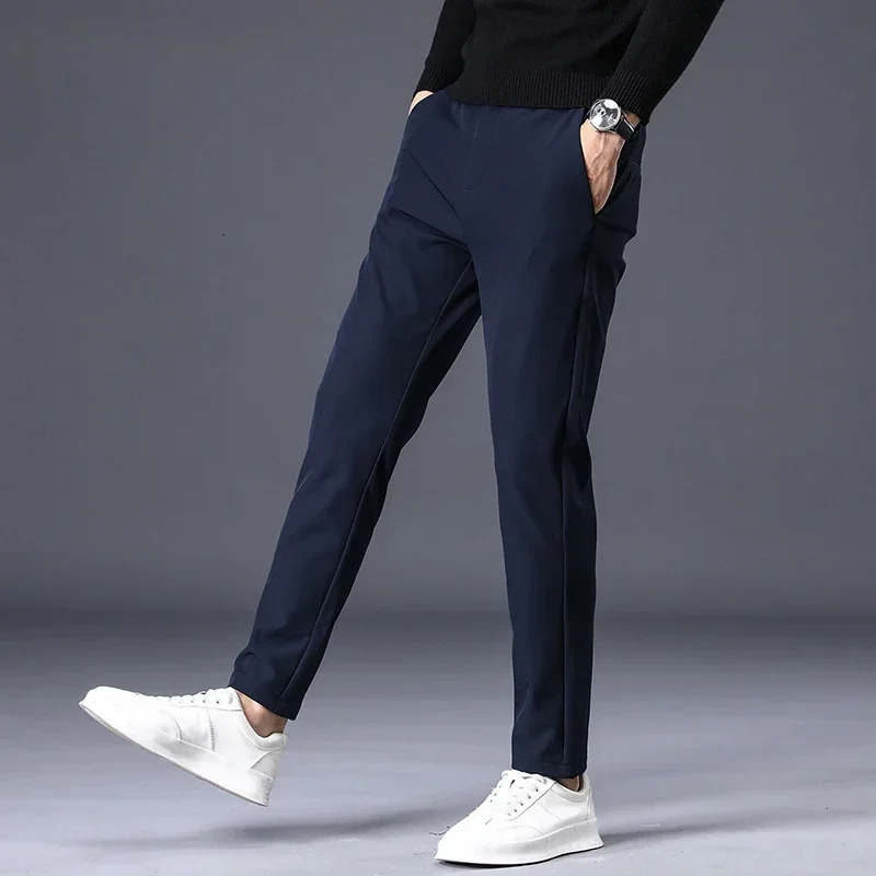 Autumn Winter Pants Men Thicken Fleece Lined Warm Elastic Waist Outdoor Sweatpants Fashion Slim Grey Suit Trousers Male 240124