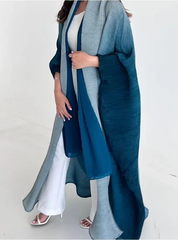 Miyake Pleated Gradient Batwing Sleeve Cardigan Scarf Loose Stylish and Elegant Long Womens Windbreaker Coat 240123