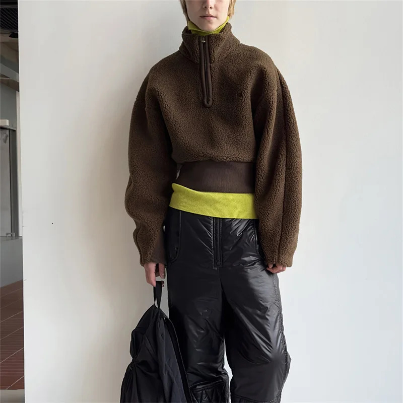 LC Hoodie Women's 2024 Autumnwinter Minimalist Casual Half Zipper High Neck Short Fleece Top 240119