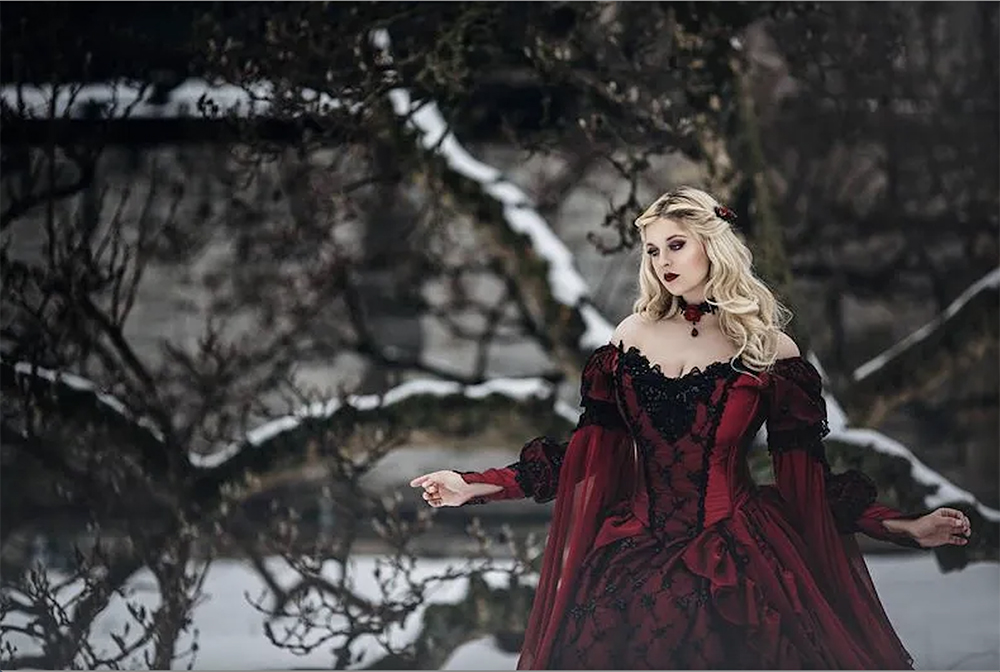 Gothic Winter Medieval Red and Black Renaissance Fantasy victorian vampires Country Wedding Dresses With Caped Long Sleeves 0509