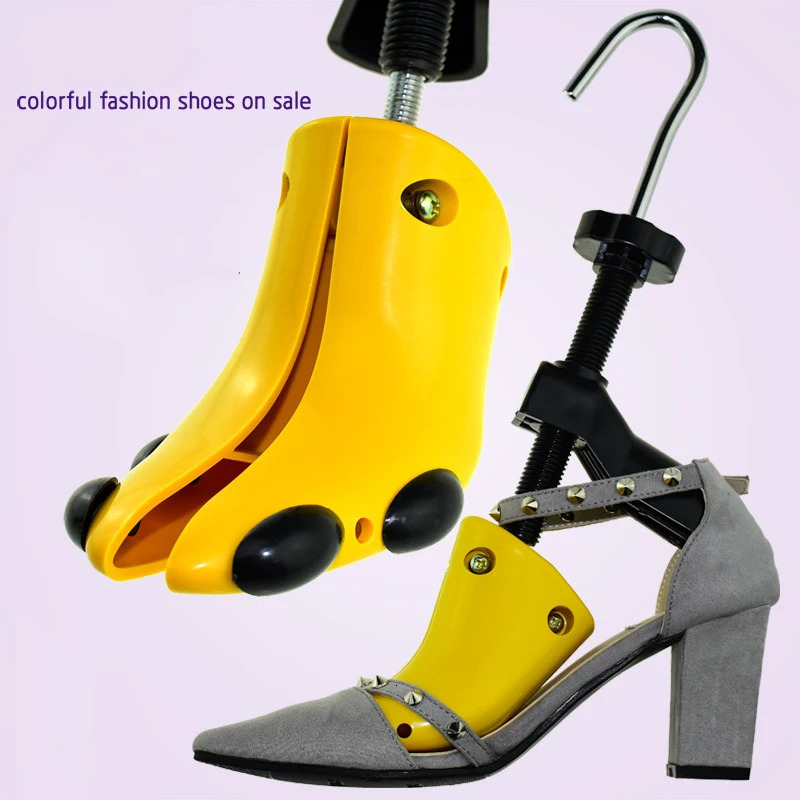 Size Womens 2Way Adjustable Shoes Stretcher Heels Boots Trees Shaper Expander Unisex Wooden Maintain Shape For Woman High heels 240130