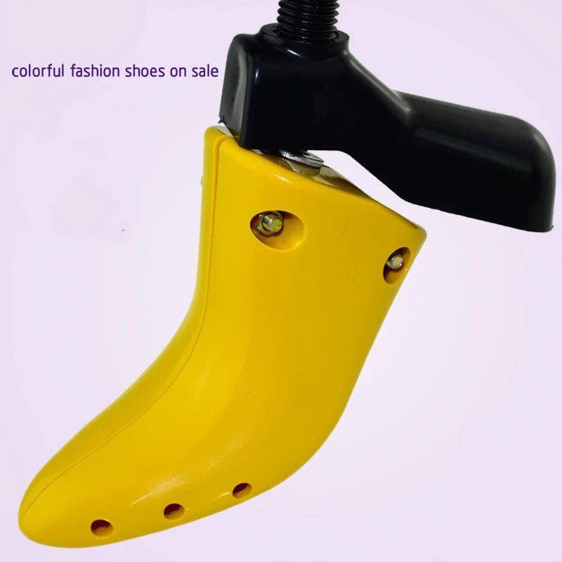 Size Womens 2Way Adjustable Shoes Stretcher Heels Boots Trees Shaper Expander Unisex Wooden Maintain Shape For Woman High heels 240130