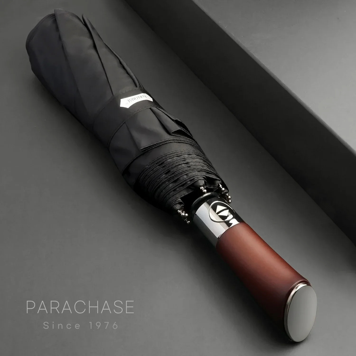 Windproof Large Umbrella for Men 8 Ribs Fully Automatic Umbrella Heavy Rain Outdoor Wooden Folding Umbrellas Compact Parasol 240122