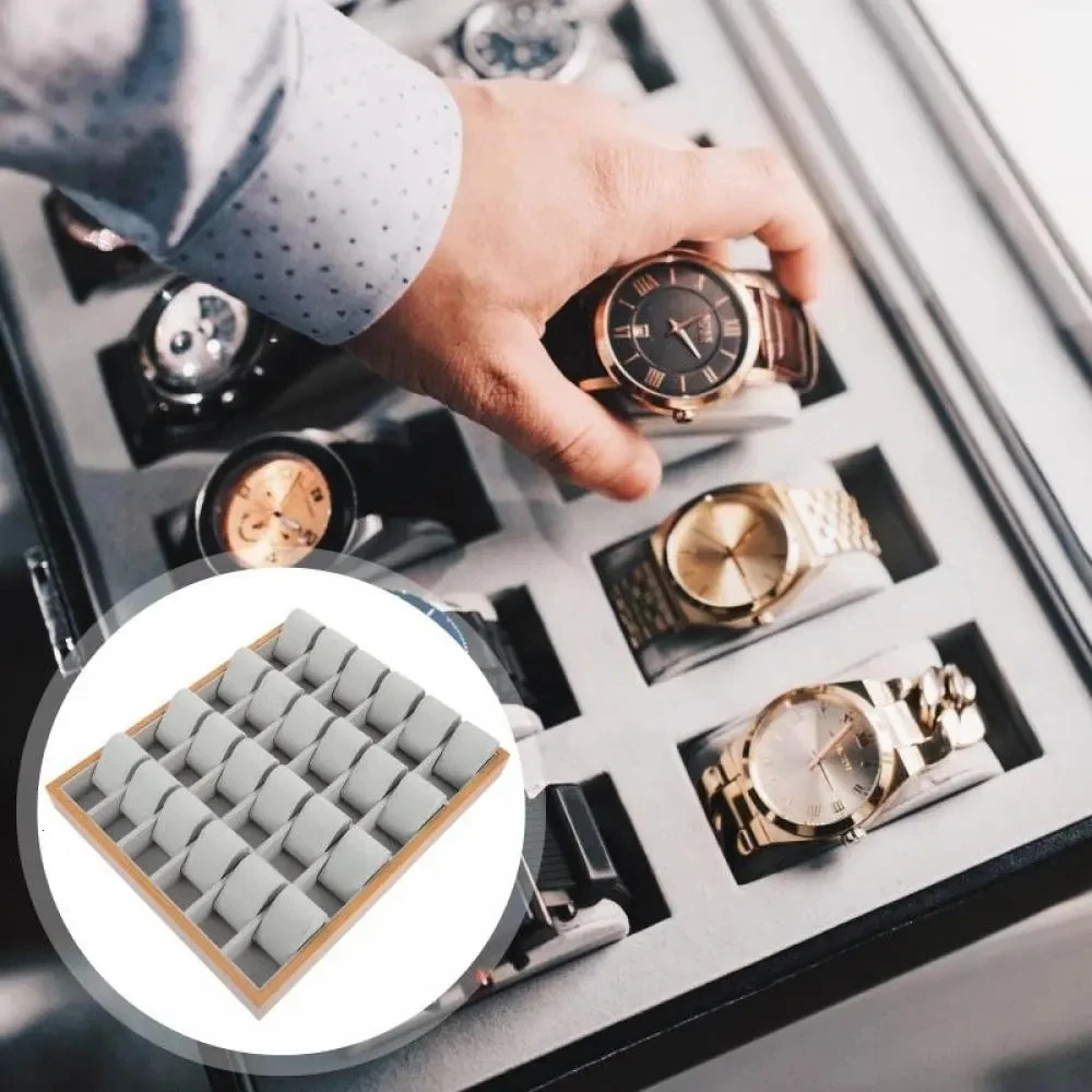 24 Slots Walnut Grain Wood Watch Storage Display Box Wristwatch Organizer Display Tray Watches Holder With Pillows Gift Cases 240129