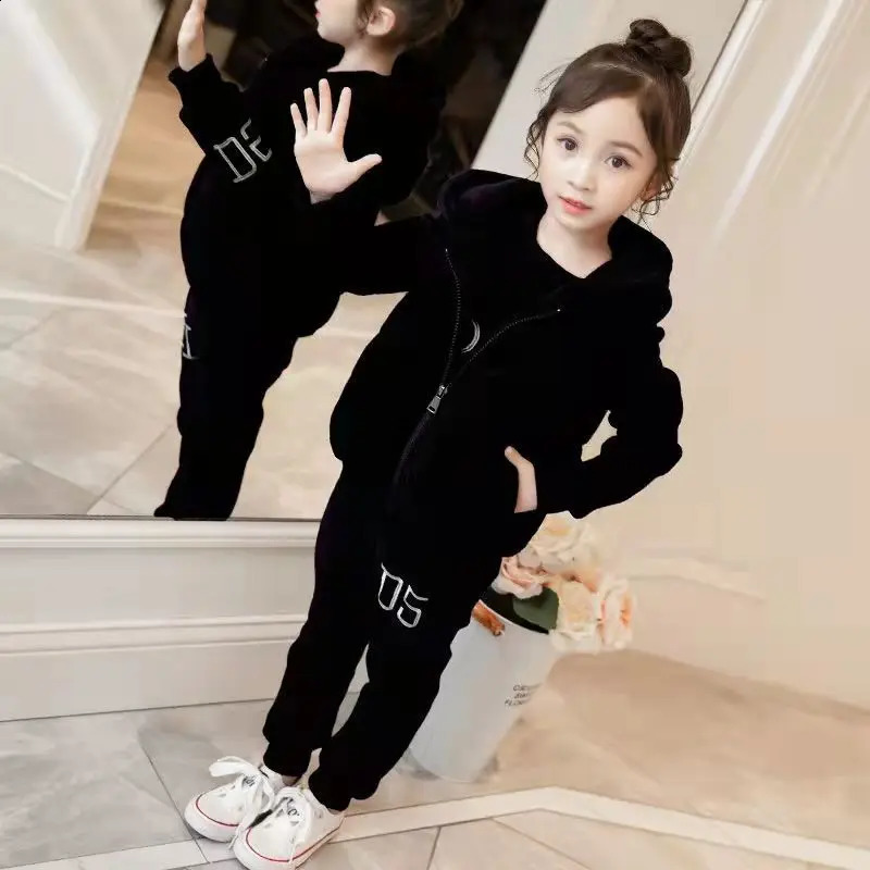 2024 winter girls tracksuit Autumn Toddler Teenager Clothes tiger velvet jacket hoodie Pant Children Kids 8 9 10 11 12 year 240122