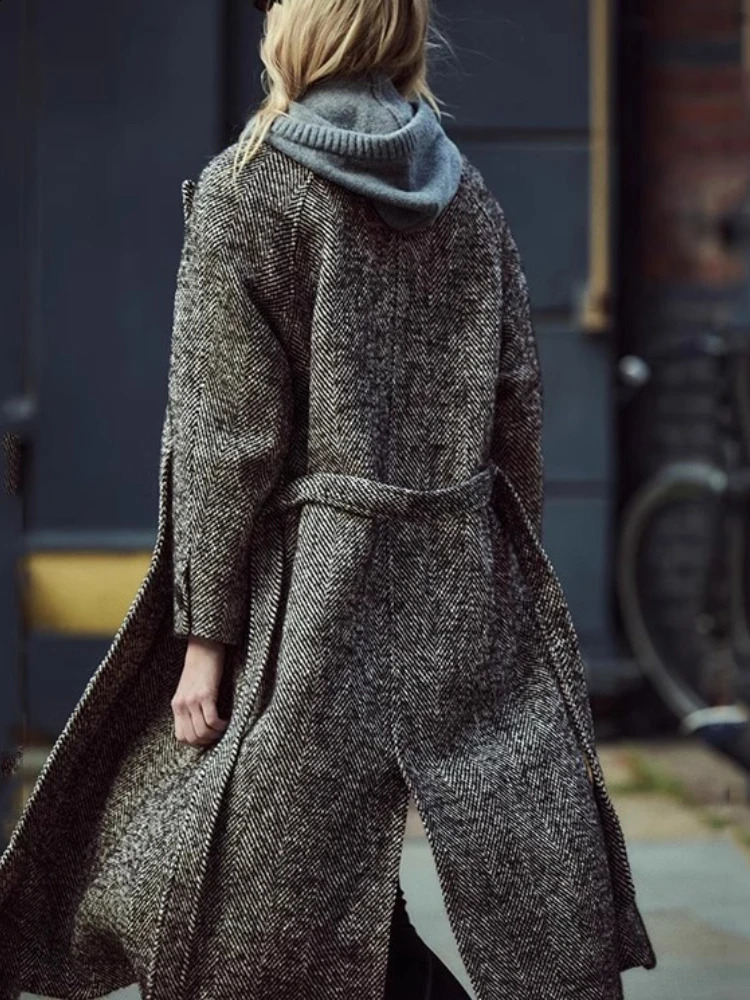 ZBZA Women's Belted Herringbone Coat Autumn Winter Lapel Collar Long Sleeves Welt Pockets Back Slit Belt Twill Overcoat Fema 240122