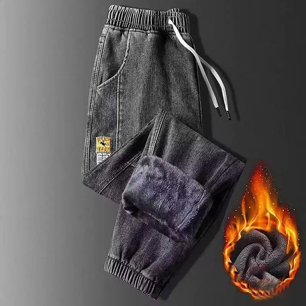 Men Jeans Autumn Winter Warm Plush Lined Drawstring Elastic Waist Denim Pants Pockets Casual Loose Soft Male Cuffed Trousers 240124