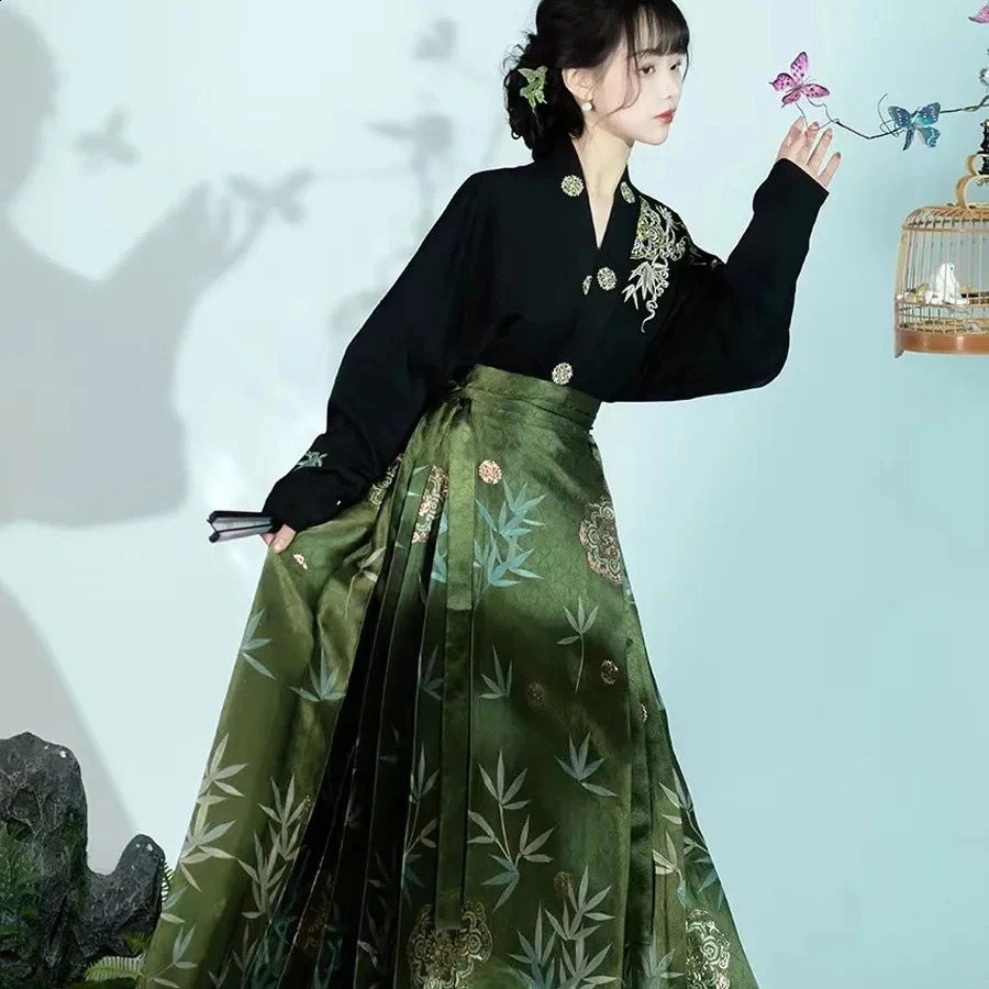 Hanfu Skirt Original Chinese Style Costume Mamianqun Ming Dynasty Weaving Gold Horse Face Skirt Chinese Dress Vest Skirt 2