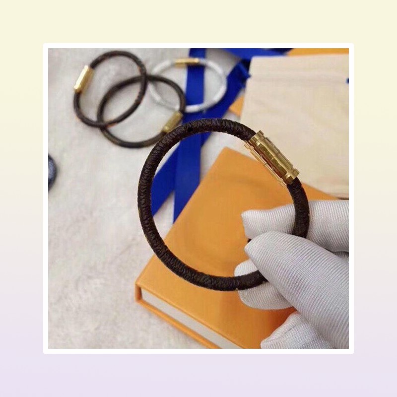 Luxury Fashion Designer Women Bracelets Charm Exquisite Unseen Jewelry High Quality Gold Magnetic Buckle Leather Bracelet Wrist St