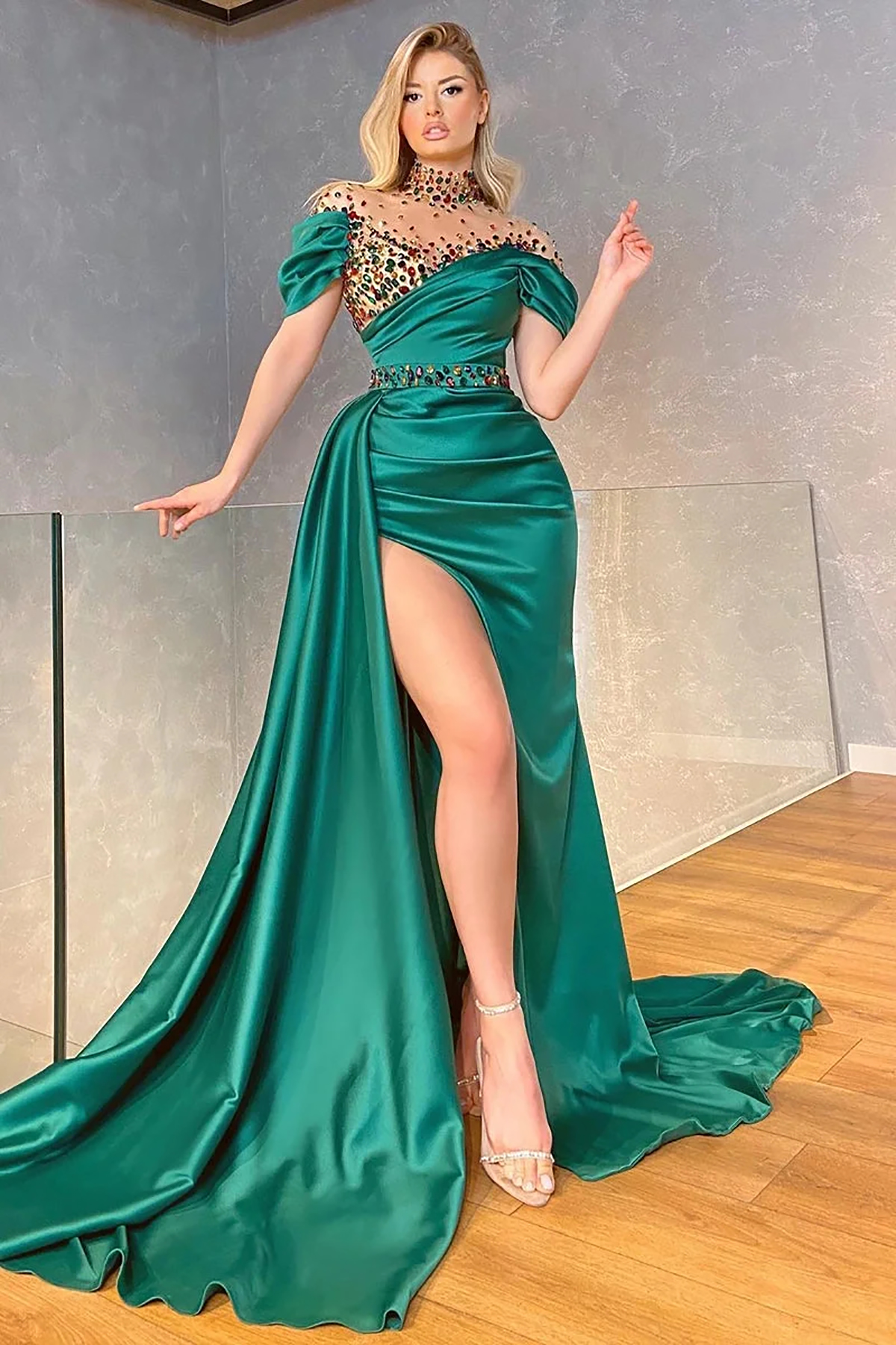 High Fashion Evening Crystal Mermaid Prom Gowns Side Split Sheer Neck Short Sleeves Custom Made Formal Party Dresses Lz0304