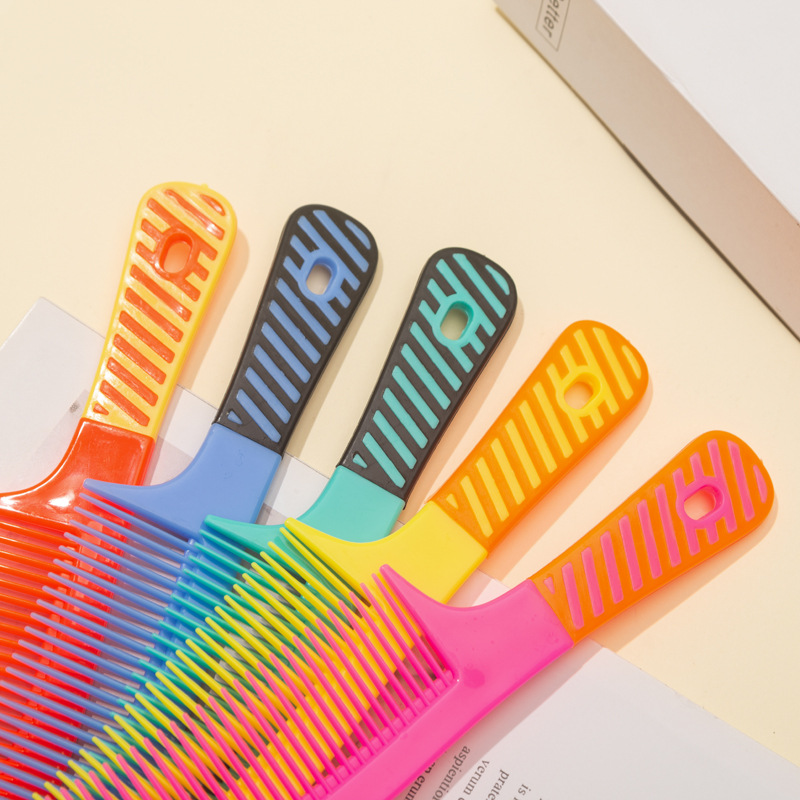 Hair Brushes household portable hairdressing combed anti static long hair clock massage combina color plastic comb 21cm